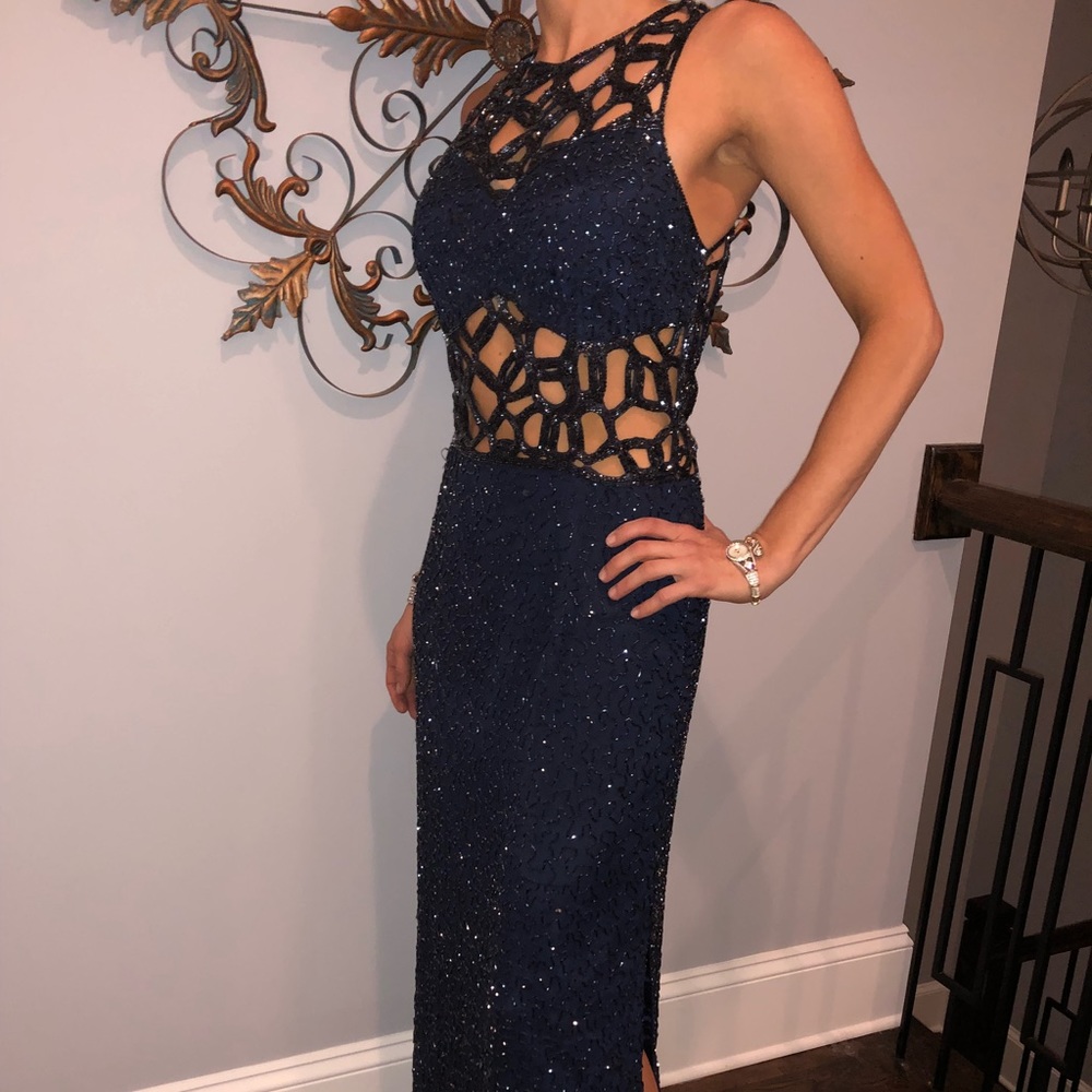 Dark blue sexy prom dress ! Lots of beading M